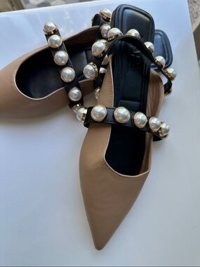 Zara Taupe Pointed Leather Mules with Black Pearl-Strap Detail